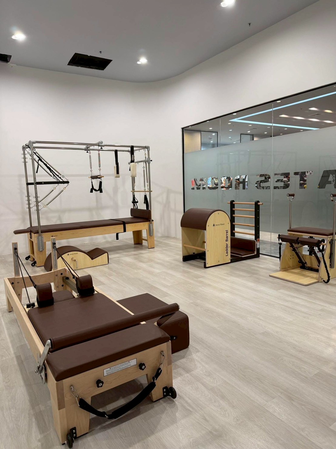 ร้านจำหน่ายและติดตั้ง เครื่องพิลาทิส